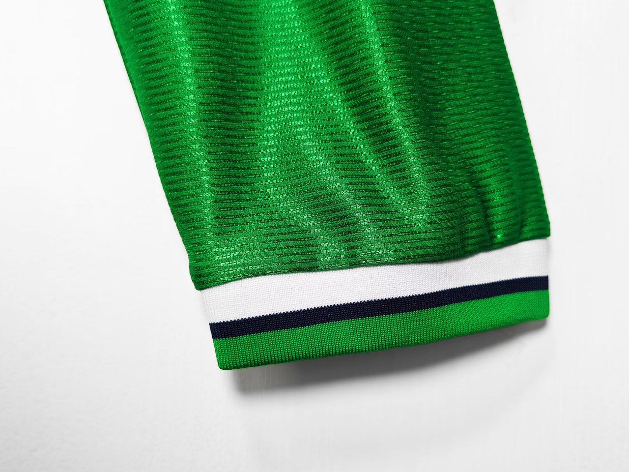 Retro Ireland Home Long Sleeve Football Jersey 2002