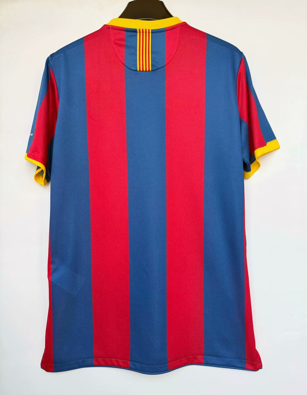 Retro Barcelona Home Football Jersey 2010/2011