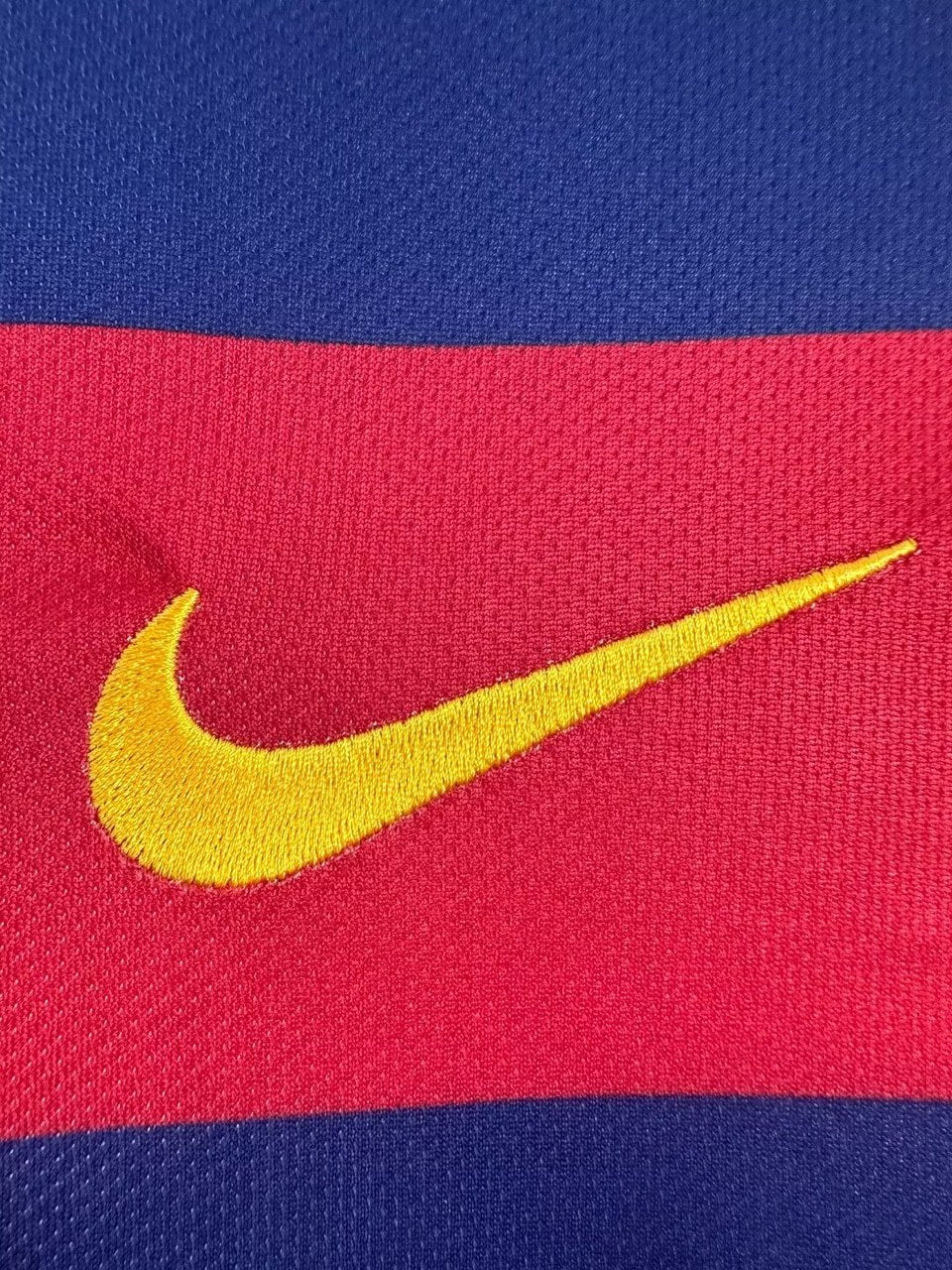 Retro Barcelona Home Football Jersey 2015/2016