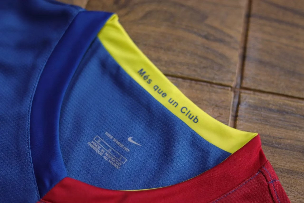 Retro Barcelona Long Home Football Jersey 2006/2007