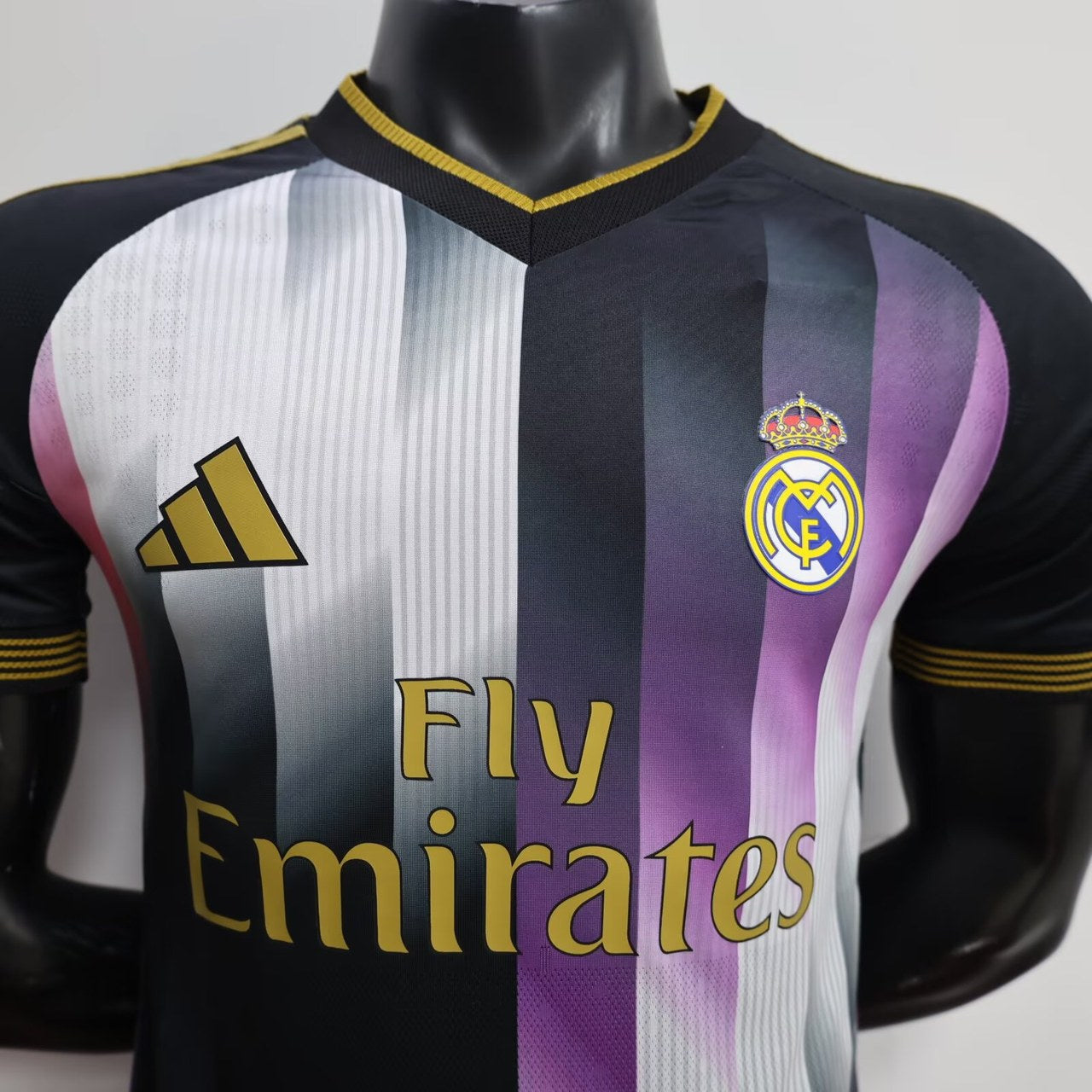 Real Madrid Special Edition Pink Player Football Jersey 2026/2027