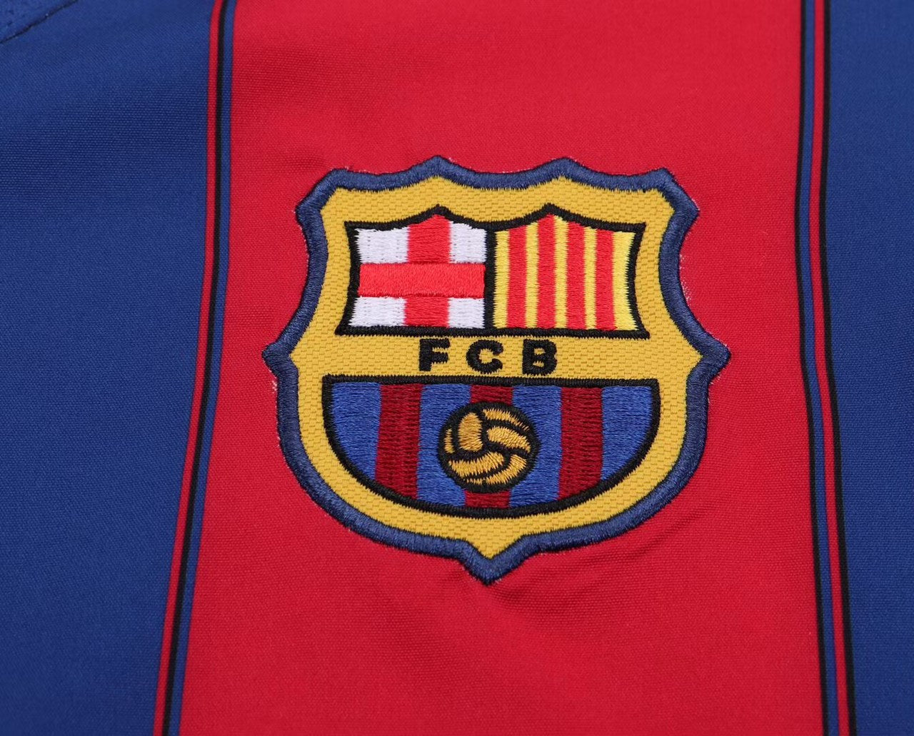 Retro Barcelona Home Kids Football Jersey 2003/2004