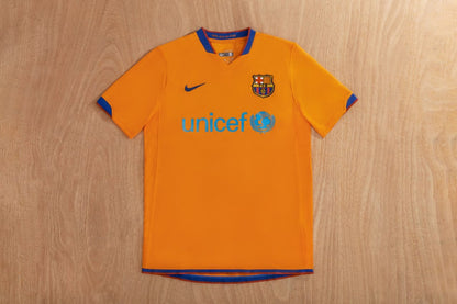 Retro Barcelona Away Football Jersey 2006/2007