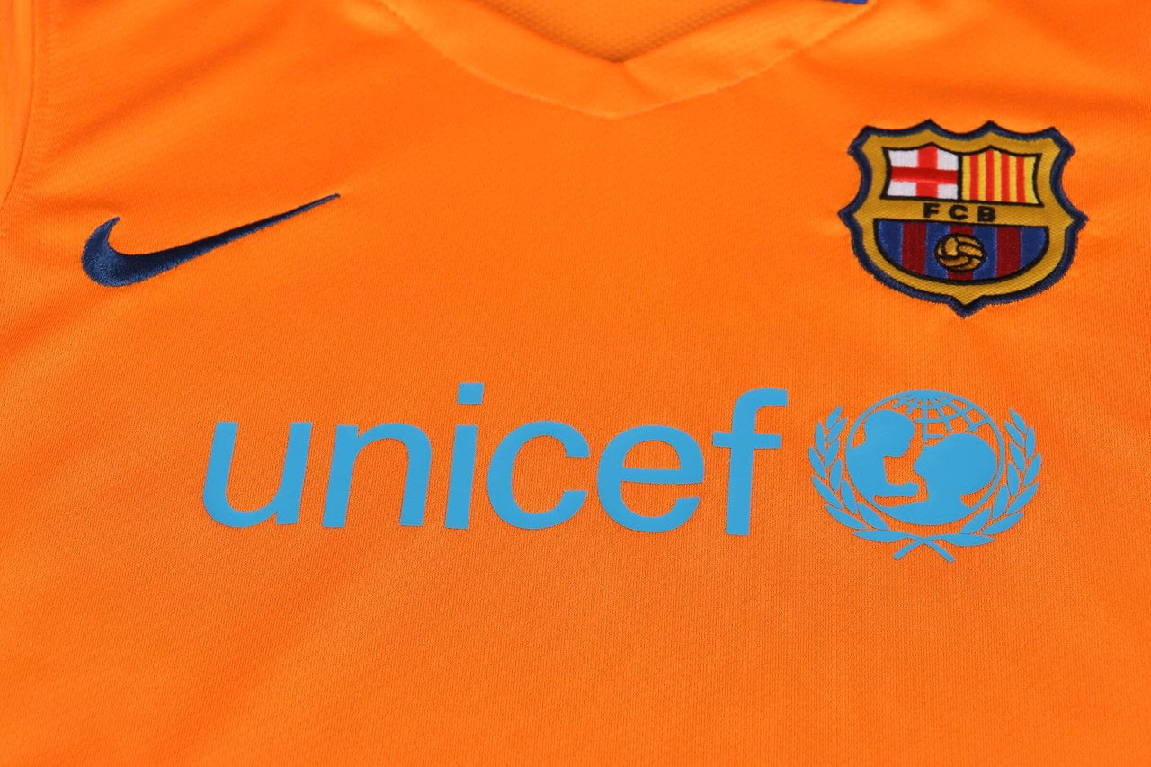 Retro Barcelona Away Kids Football Jersey 2006/2007