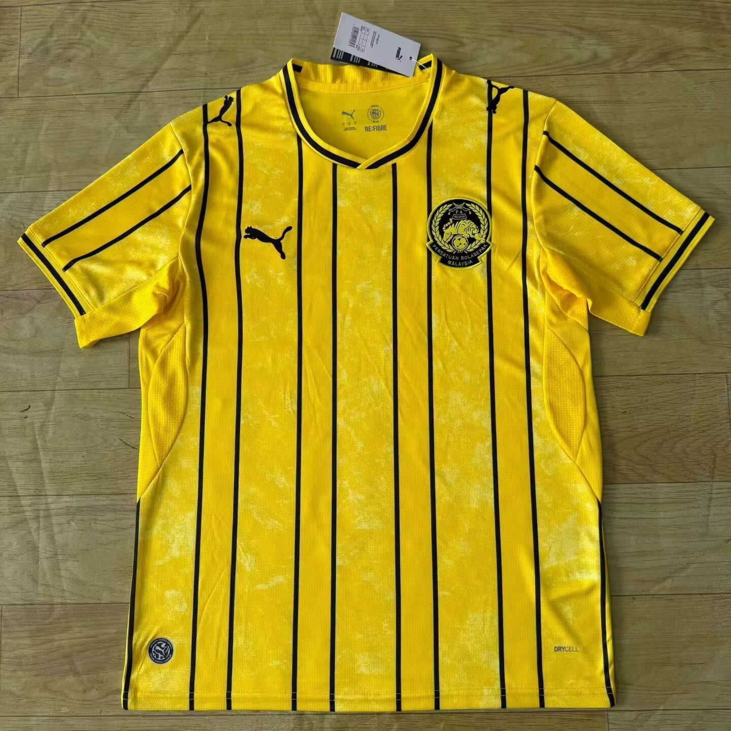 Malaysia Home Fans Football Jersey 2026/2027