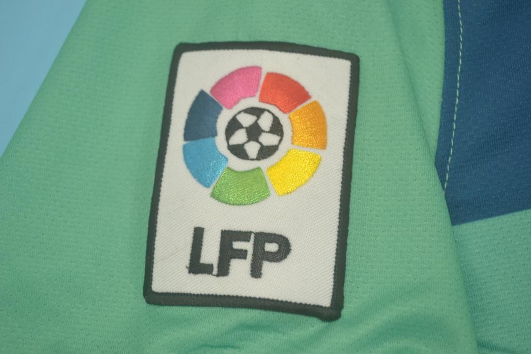 Retro Barcelona Away Green Football Jersey 2010/2011