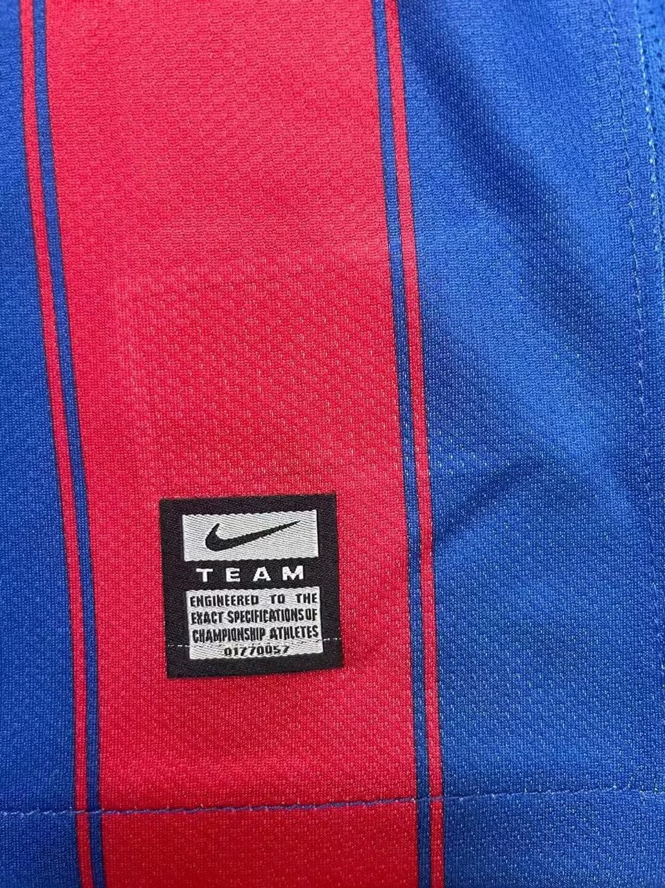 Retro Barcelona Home Long Sleeve Football Jersey 2009/2010