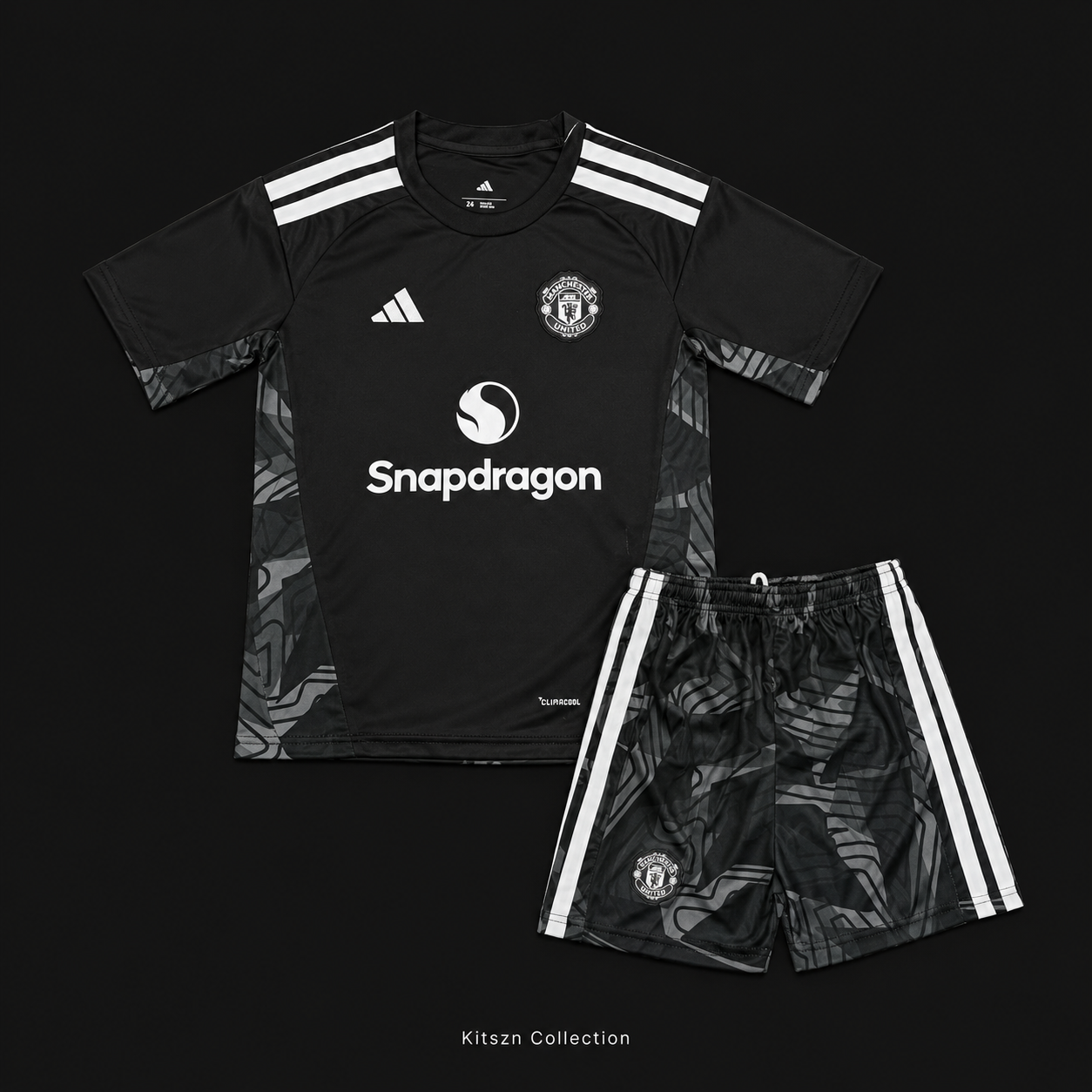 Manchester United 2026/2027 Kids Goalkeeper Fan Version Football Jersey