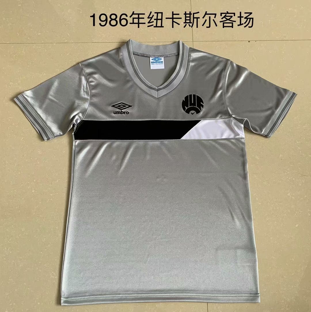 Retro Newcastle United 1985/1986 Away Fan Version Football Jersey