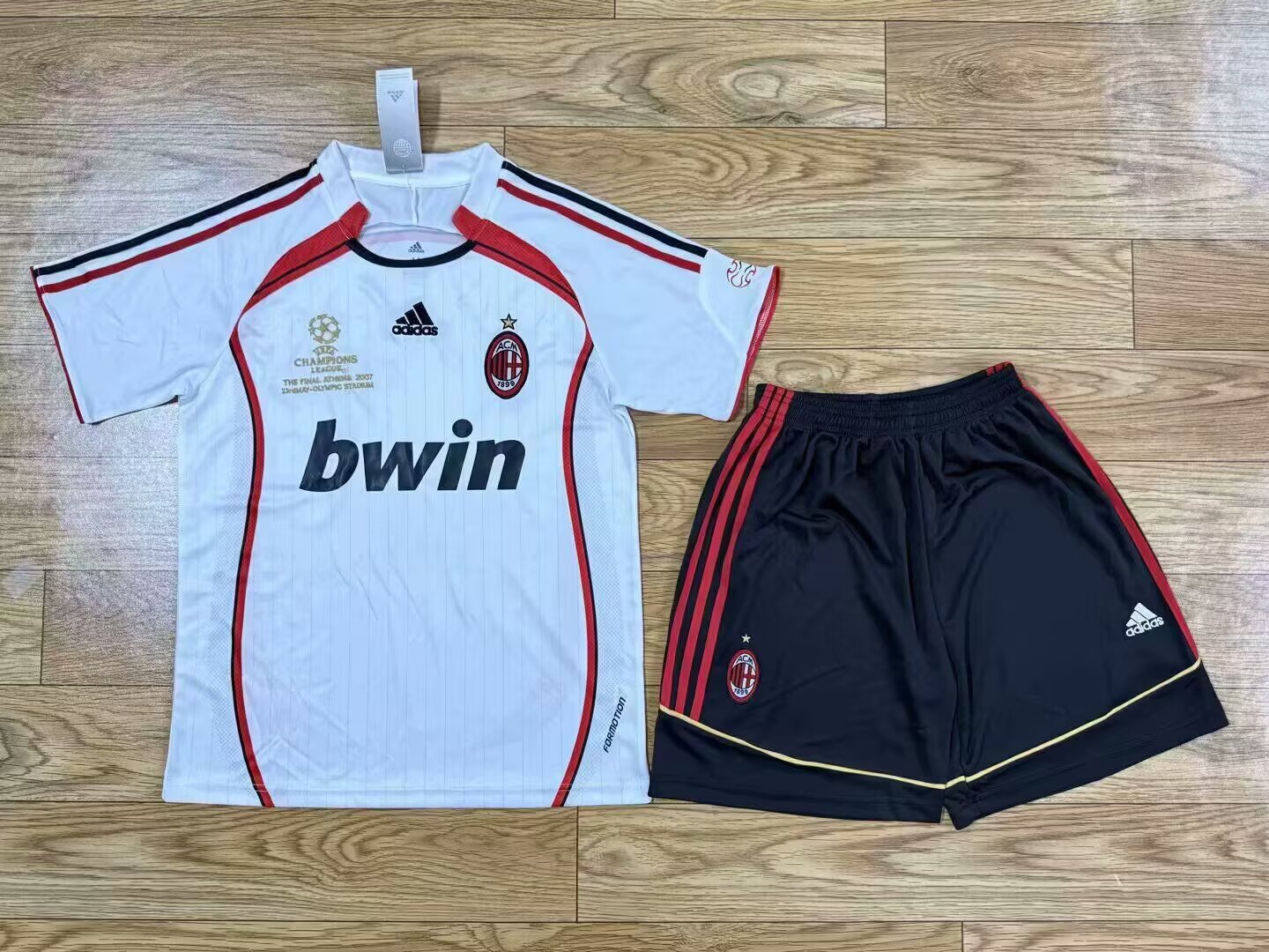 Retro AC Milan 2006/2007 Away Football Jersey