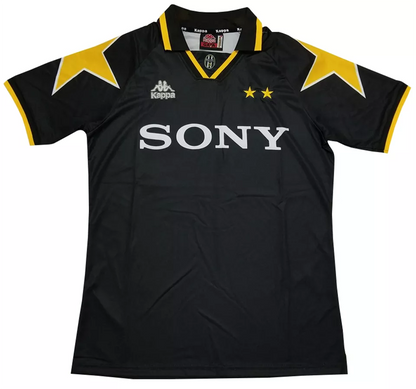 Retro Juventus 1995/1997 Away Football Jersey