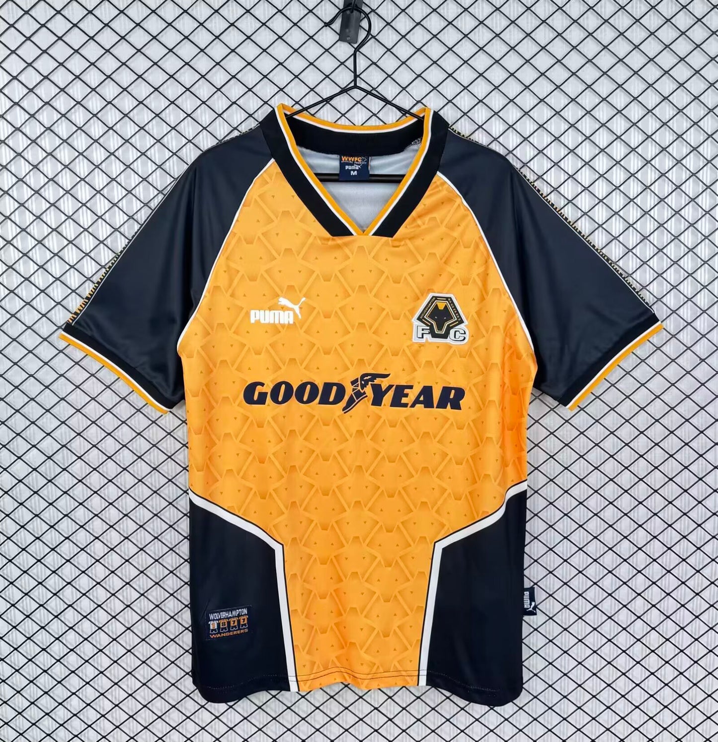 Retro Wolverhampton Wanderers 1996/1998 Home Fan Version Football Jersey