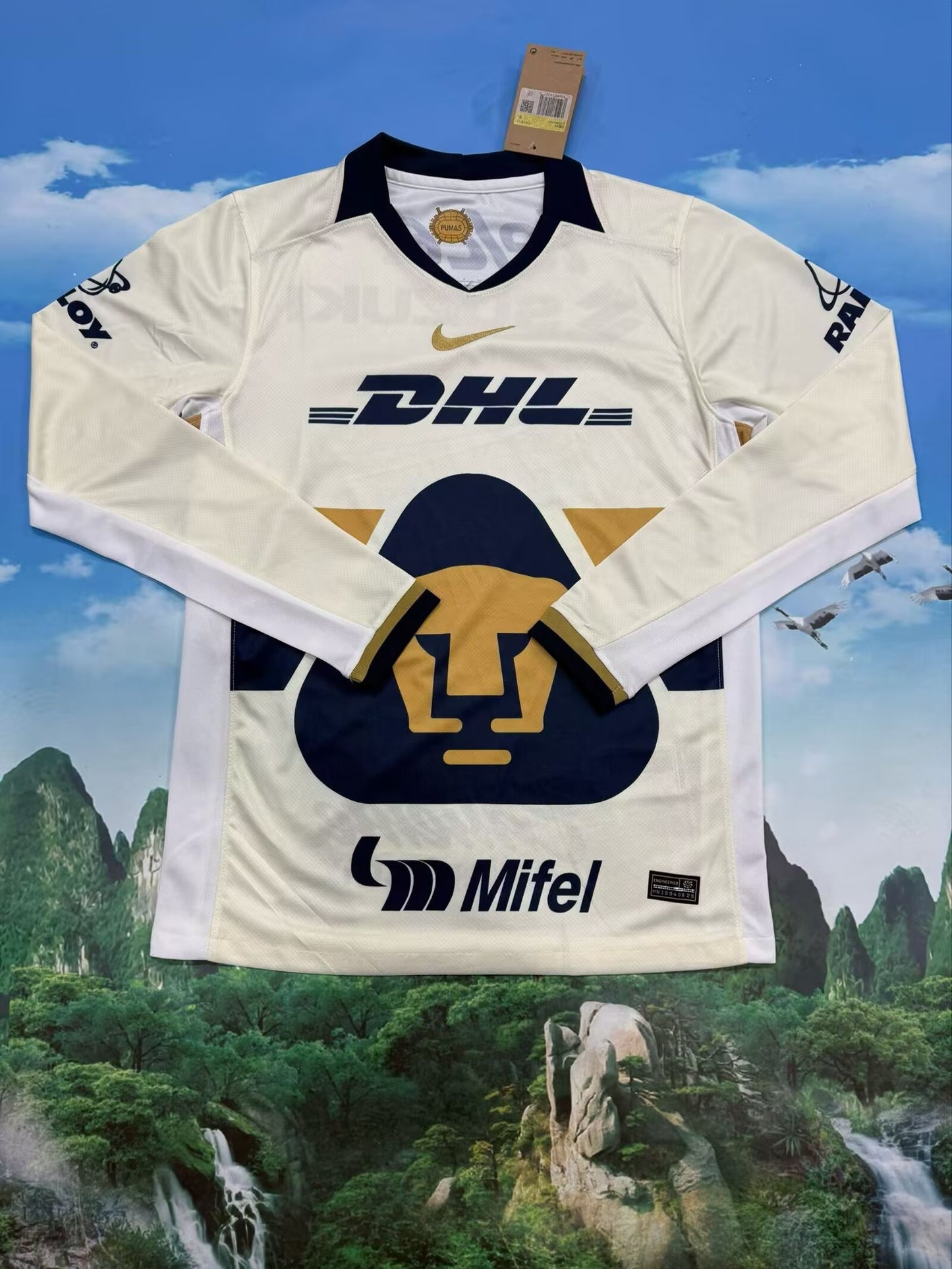 puma 2025/2026 Home Long Sleeve Fan Version Football Jersey