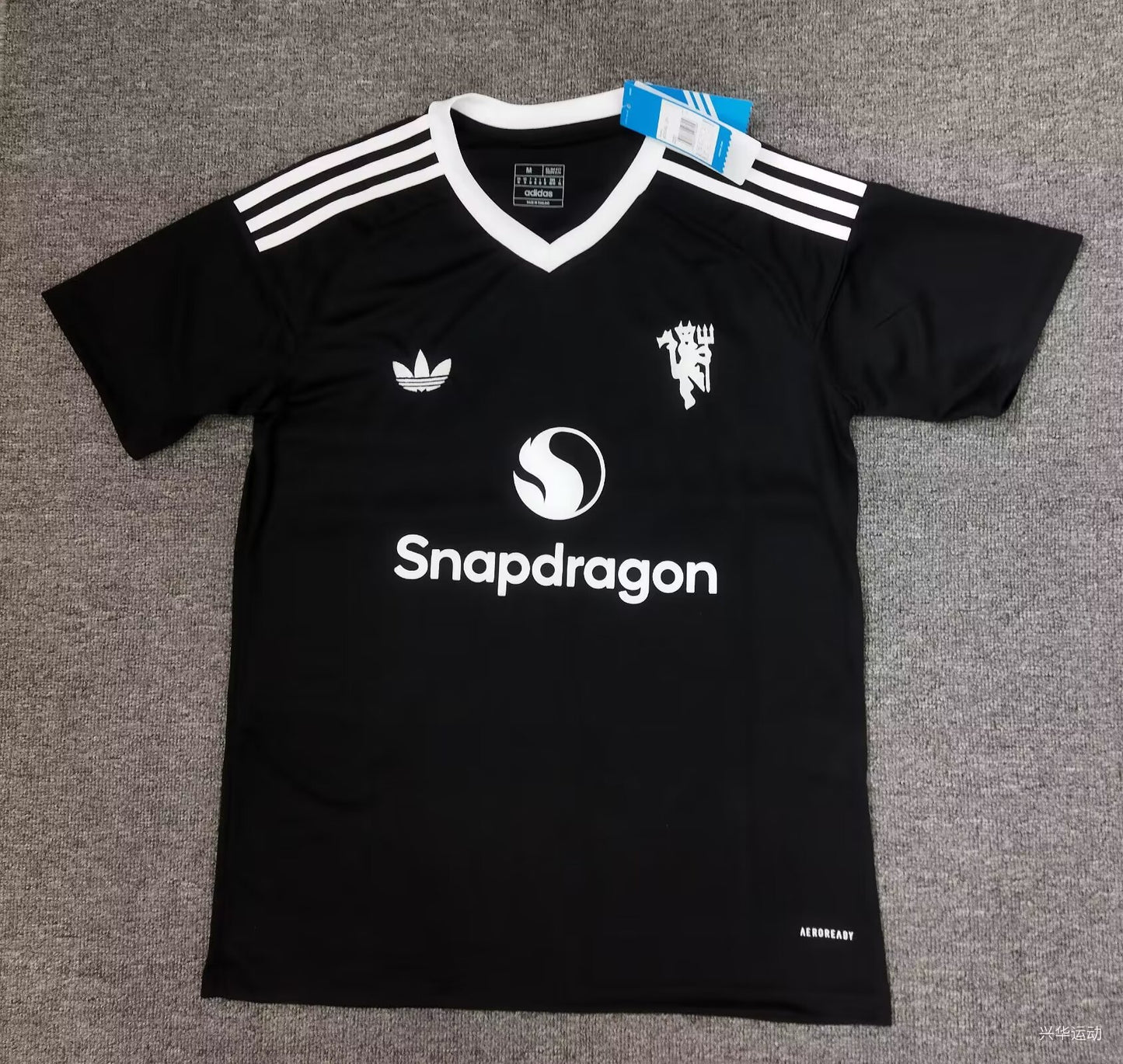 Manchester United 2024/2025 Goalkeeper Fan Version Football Jersey