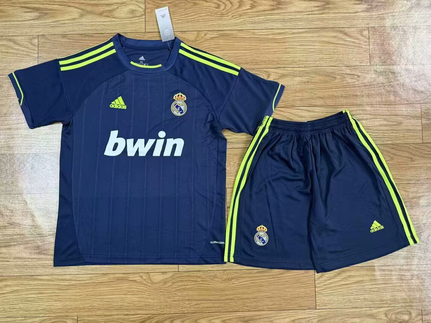 Retro Real Madrid 2012/2013 Away Football Jersey