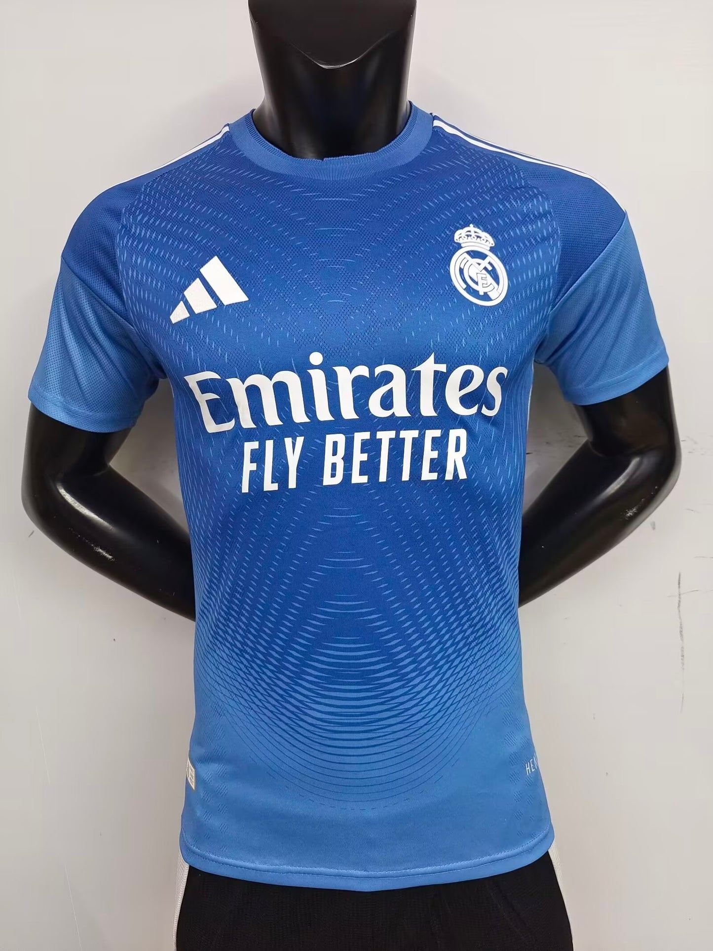 Real Madrid 2025/2026 Goalkeeper Player Version Football Jersey