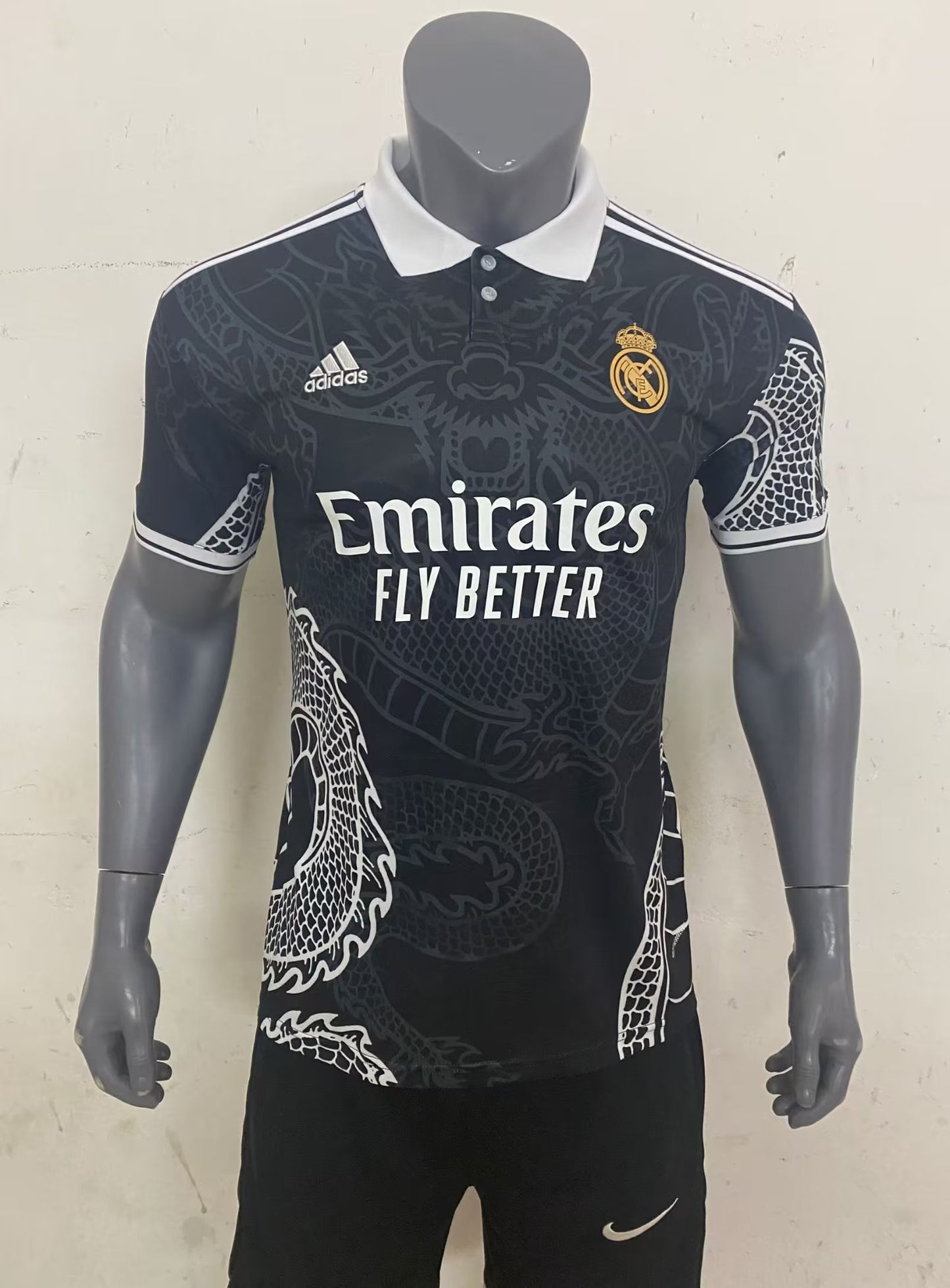 Real Madrid 2023/2024 Fan Version Football Jersey