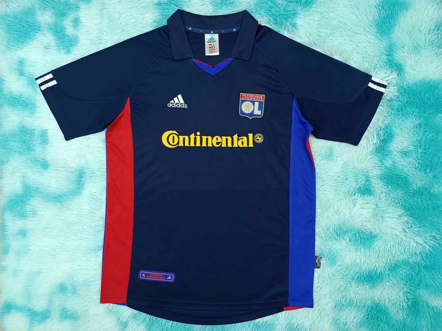Retro Lyon 2001/2002 Away Fan Version Football Jersey