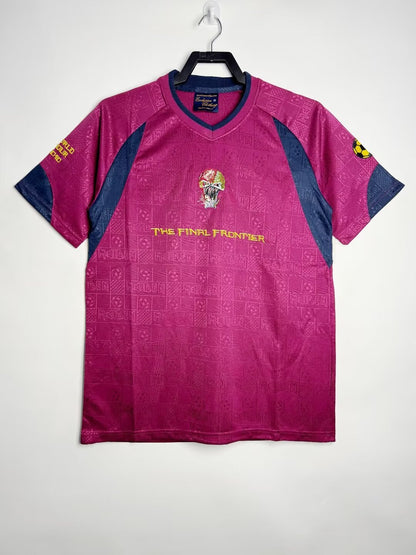 Retro West Ham United 2010 Away Football Jersey