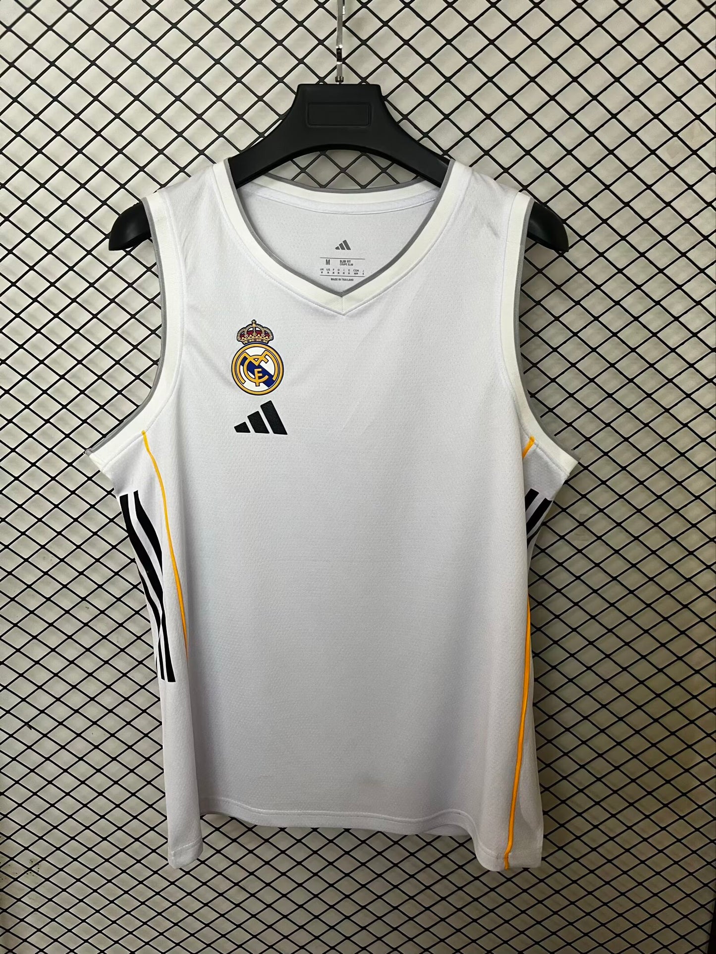Real Madrid 2025/2026 Fan Version Football Jersey