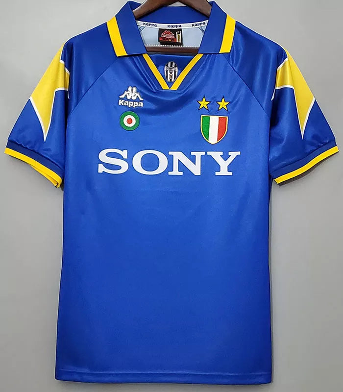 Retro Juventus 1995/1997 Away Football Jersey