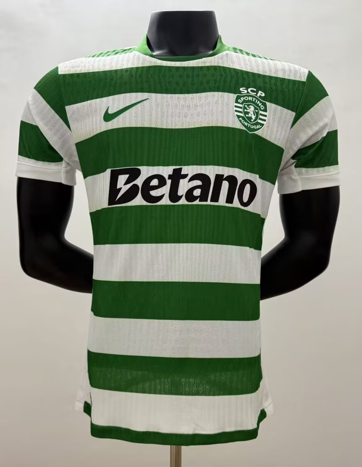 Lisbon 2025/2026 Home Player Version Football Jersey