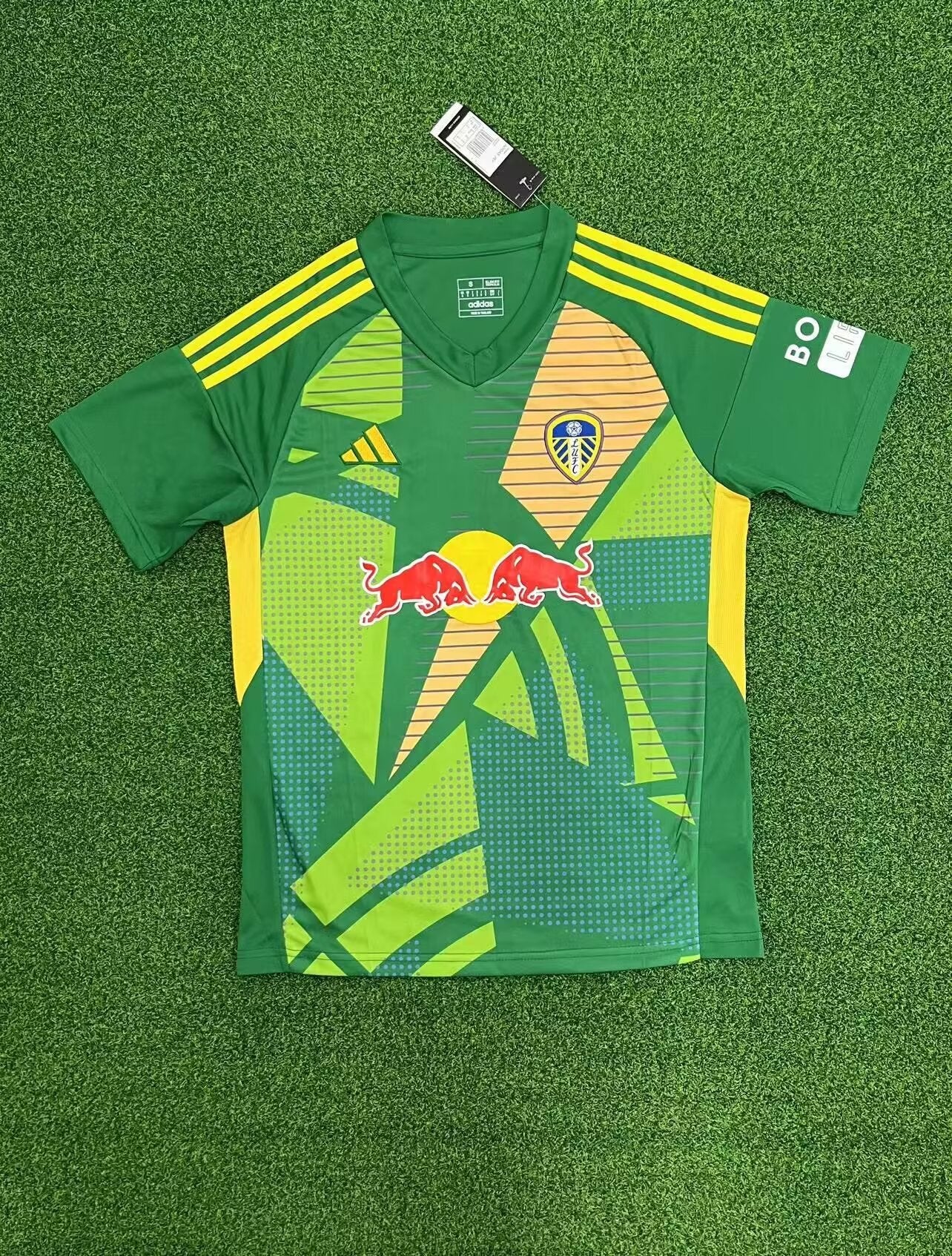 Leeds United 2024/2025 Goalkeeper Fan Version Football Jersey