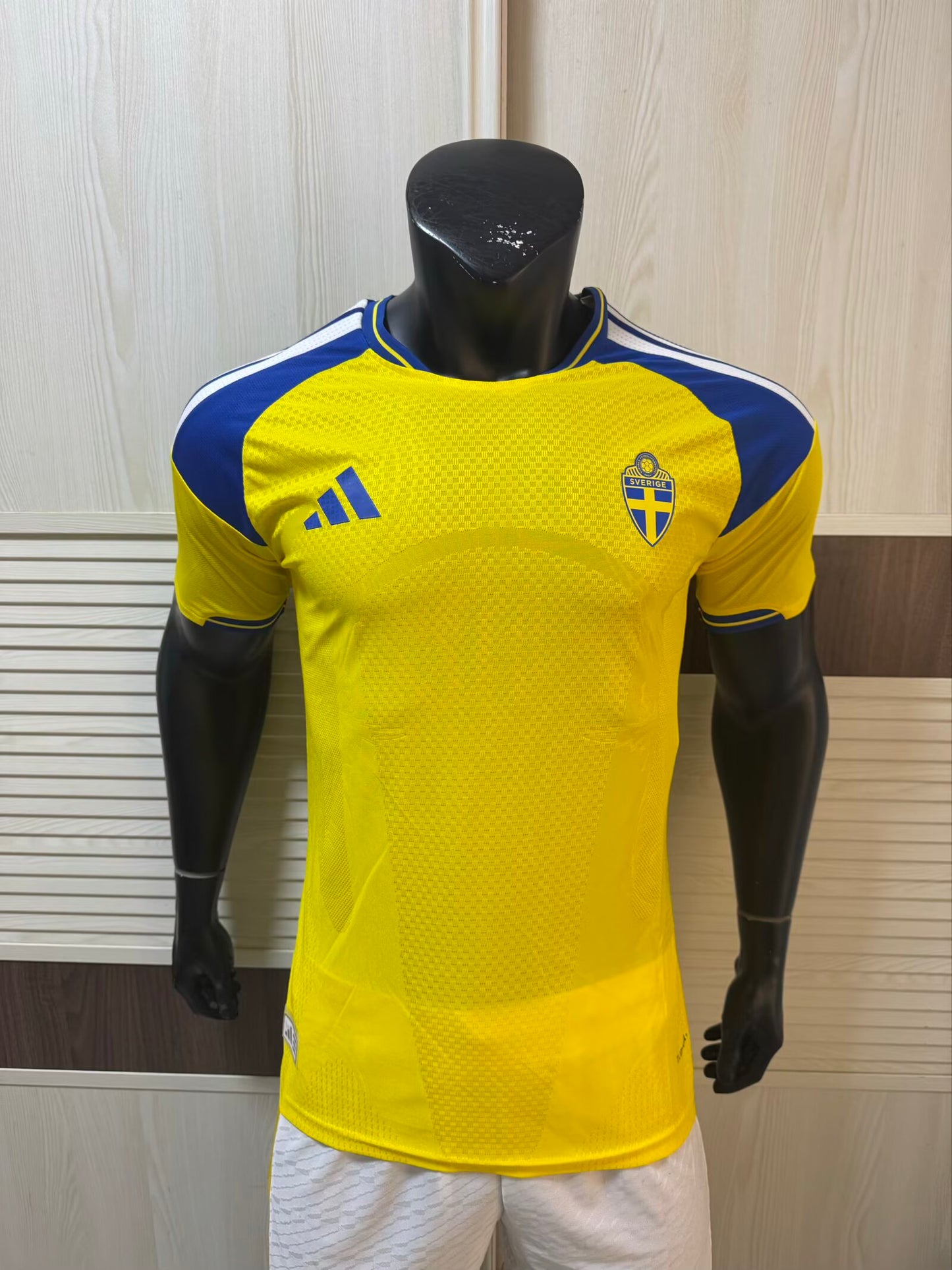 Sweden 2026/2027 Home Player Version Football Jersey