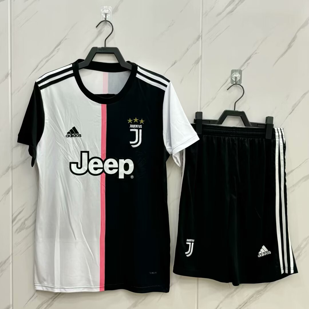 Retro Juventus 2019/2020 Home Fan Version Football Jersey