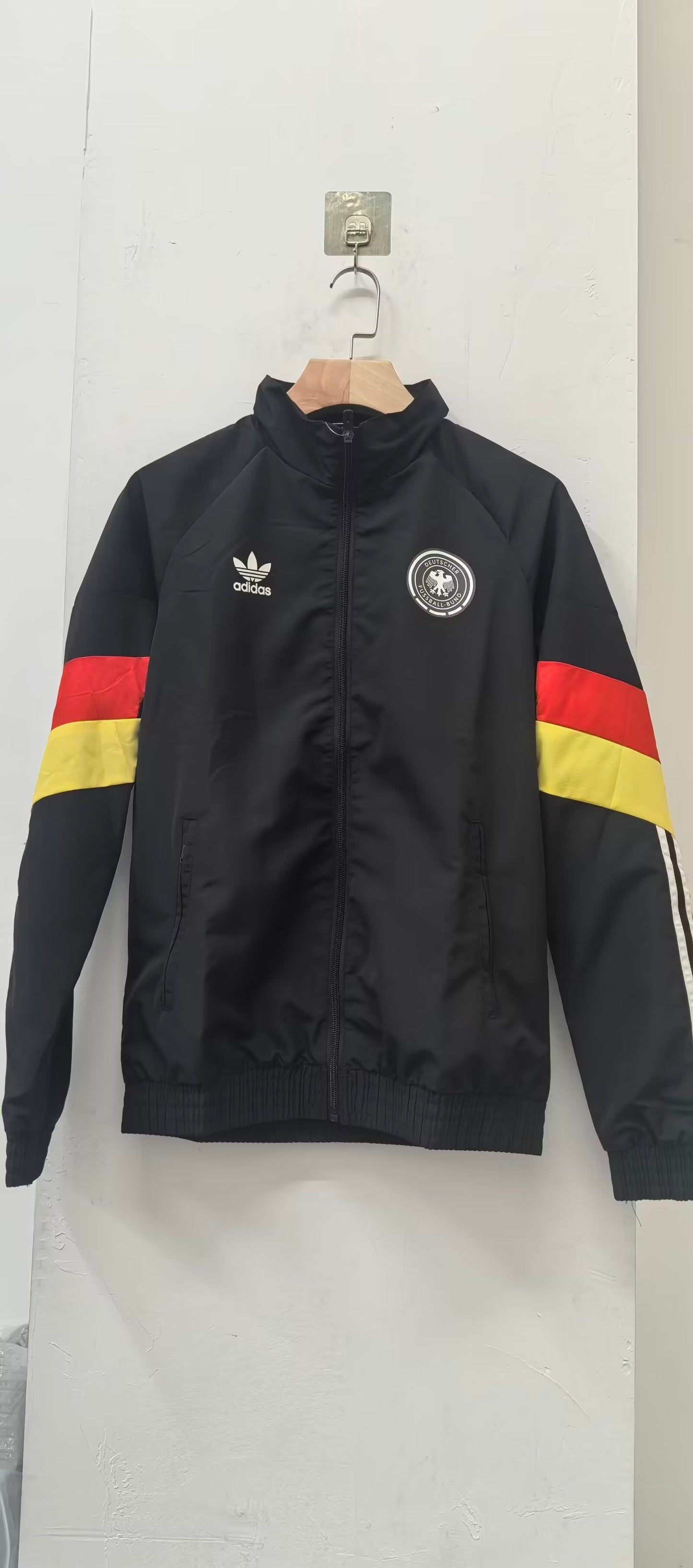 Italy 2024/2025 Windbreaker