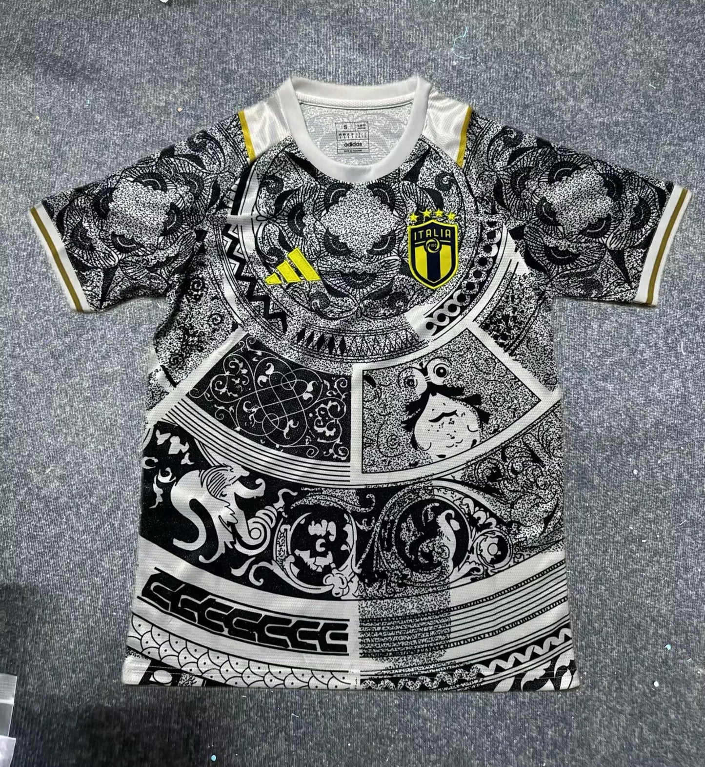 Italy 2024/2025 Fan Version Football Jersey