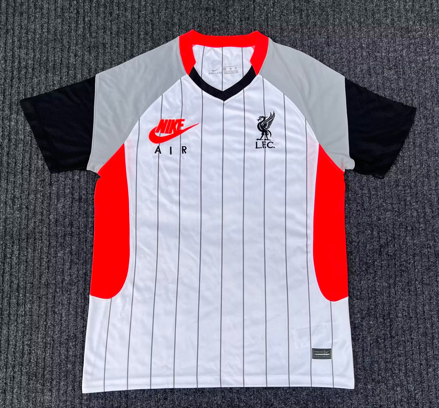 Retro Liverpool 2020/2021 Third Away Football Jersey