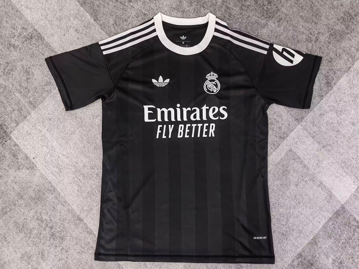 Real Madrid 2025/2026 Goalkeeper Fan Version Football Jersey