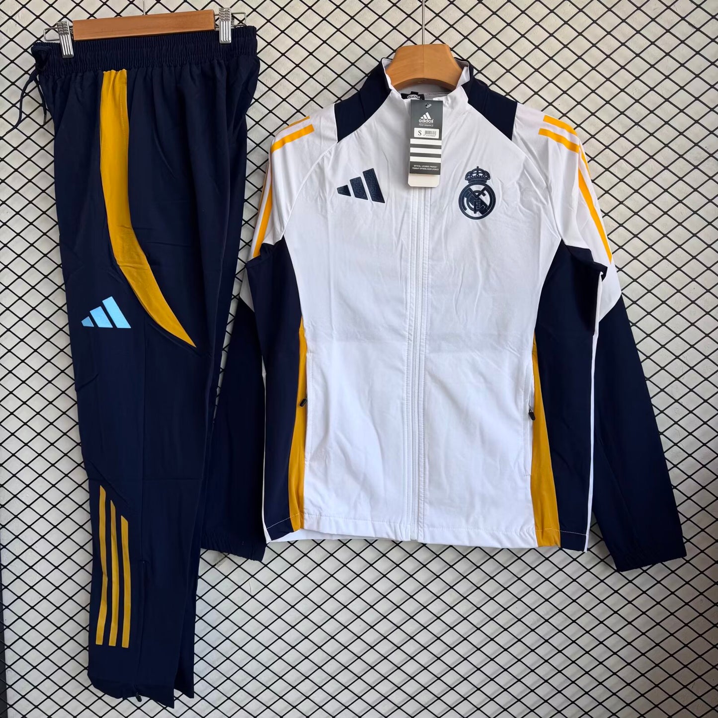 Real Madrid 2025/2026 Windbreaker