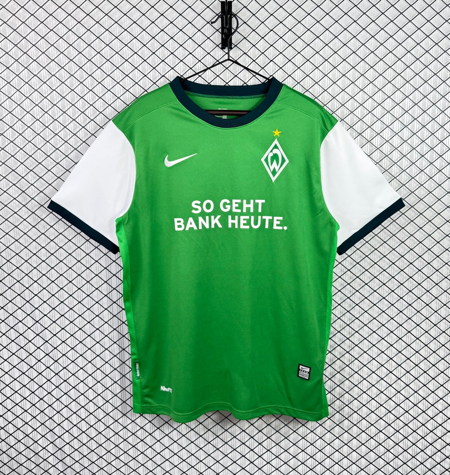 Retro Werder Bremen 2009/2010 Away Football Jersey