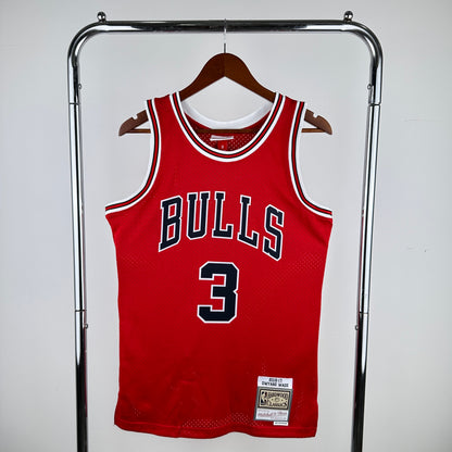 Retro Chicago Bulls 2016/2017 Football Jersey