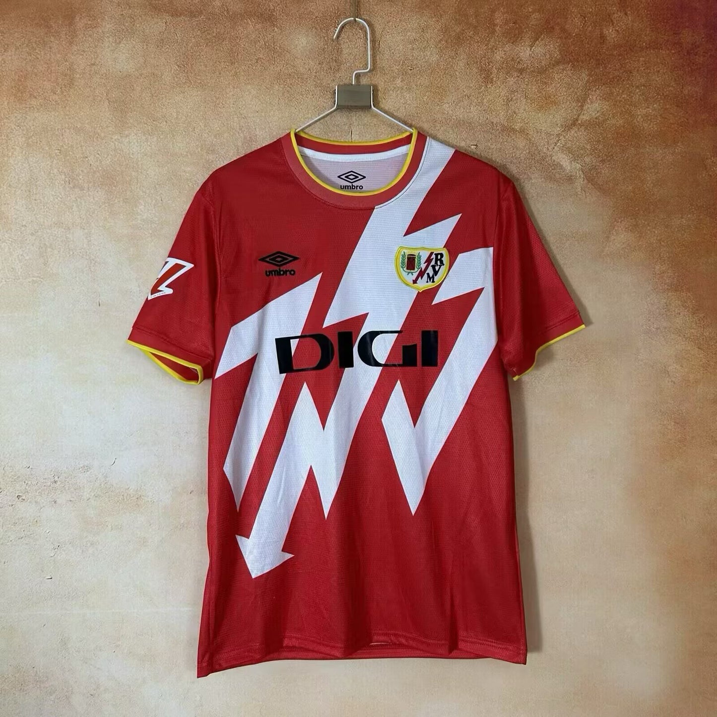 Rayo Vallecano 2025/2026 Away Fan Version Football Jersey