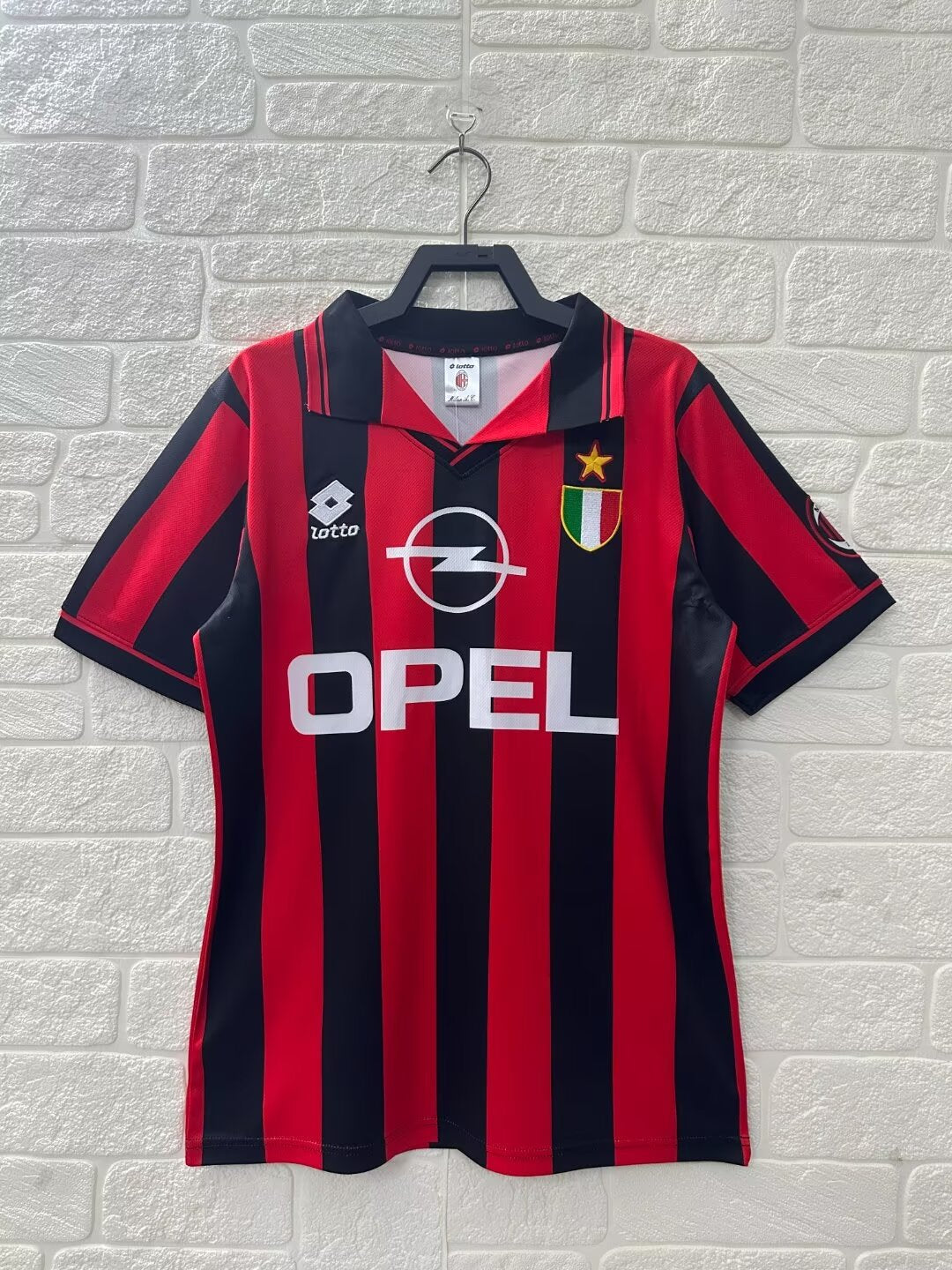 Retro AC Milan 1996/1997 Home Football Jersey