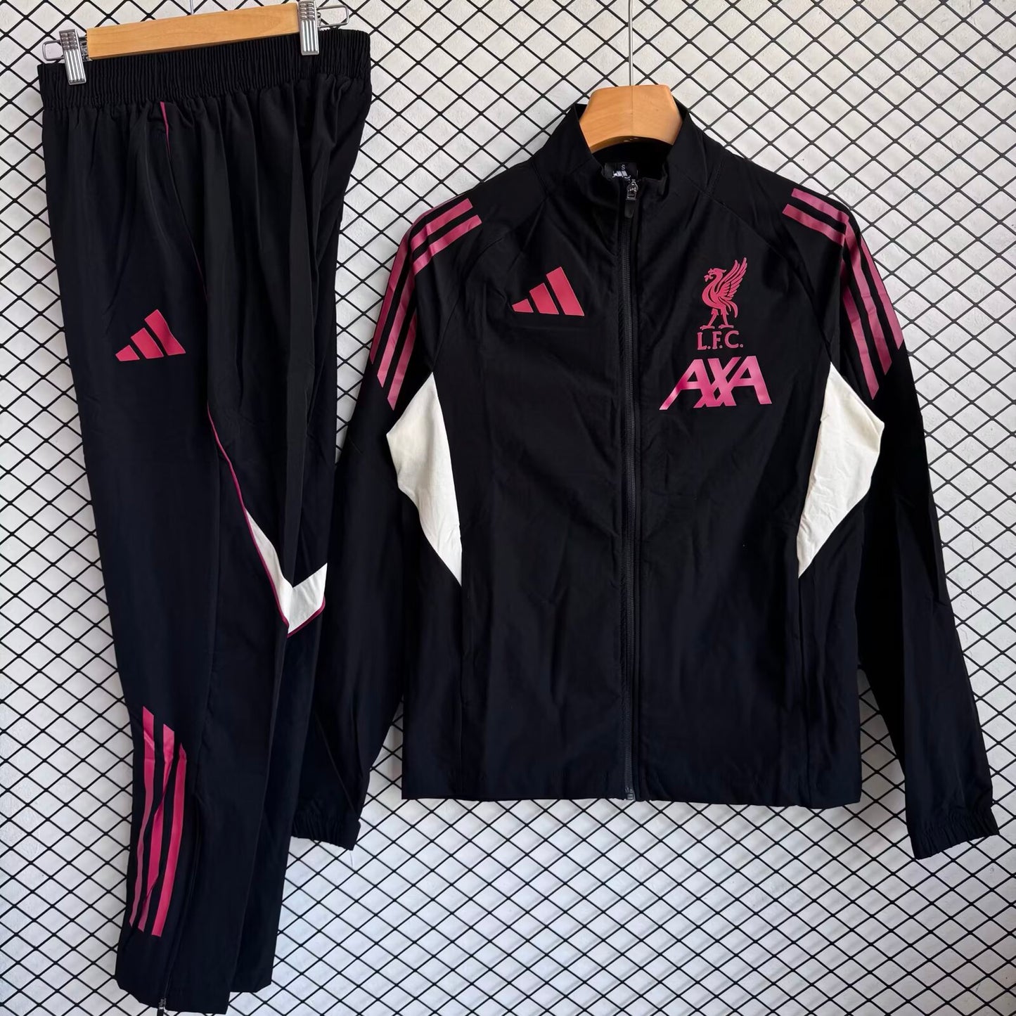 Liverpool 2025/2026 Windbreaker
