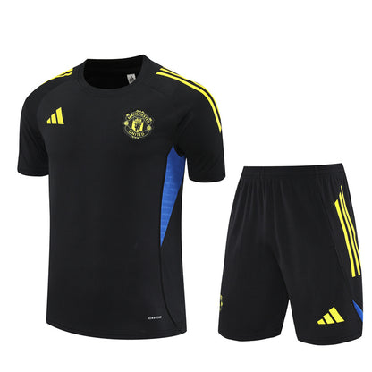 Manchester United 2025/2026 Kids Fan Version Tracksuit