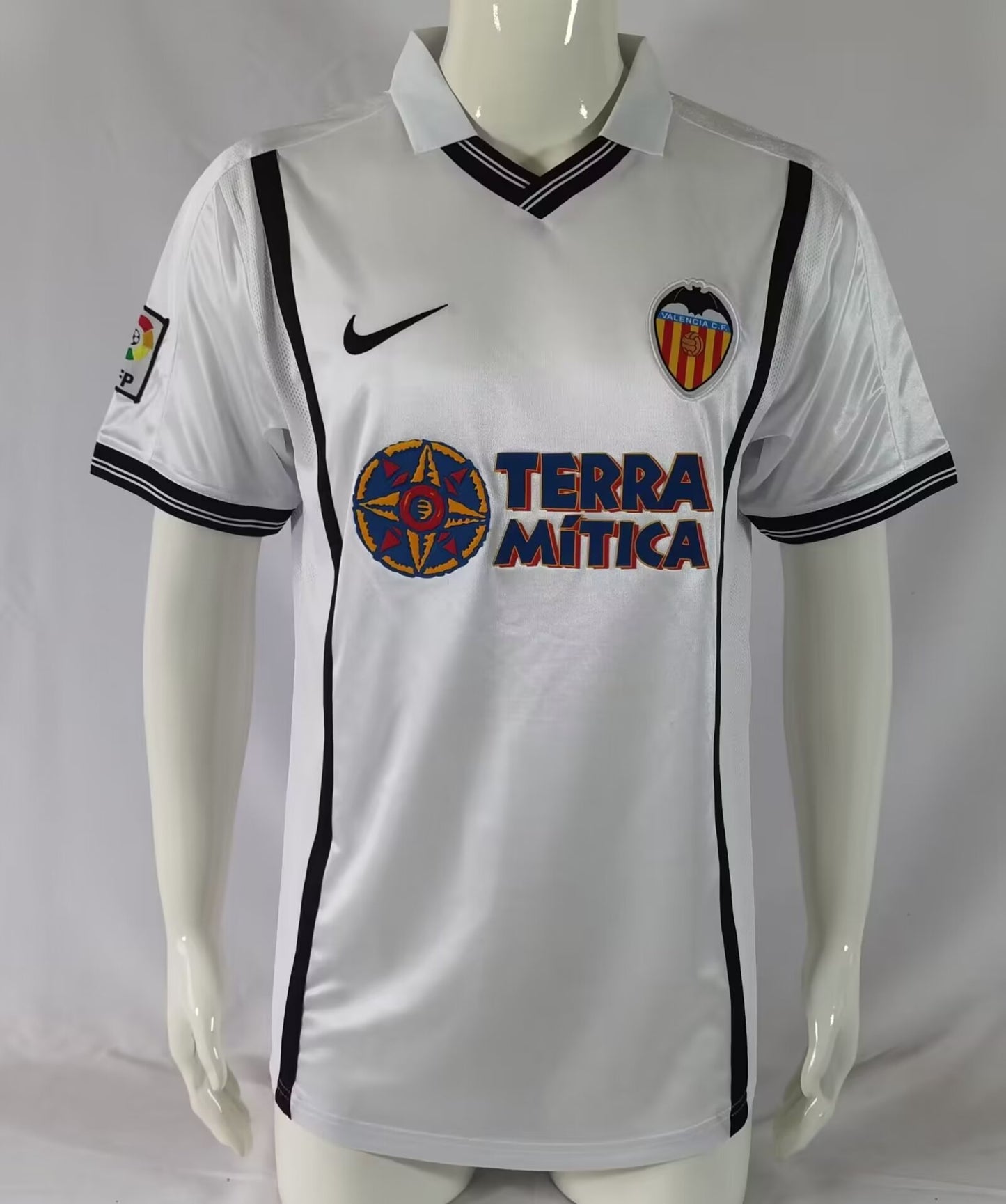 Retro valencia 2000/2001 Home Fan Version Football Jersey