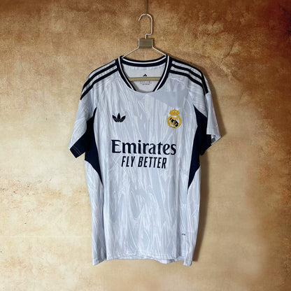 Real Madrid Special Edition 2025/2026 Fan Version Football Jersey