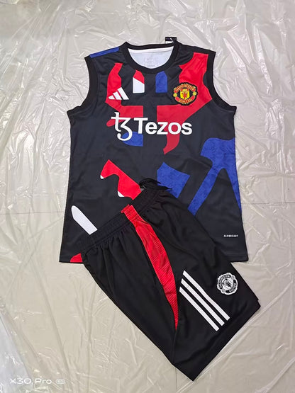 Manchester United 2025/2026 Fan Version Tracksuit