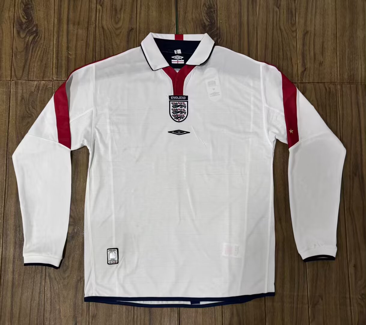 Retro England 2004/2005 Home Long Sleeve Fan Version Football Jersey