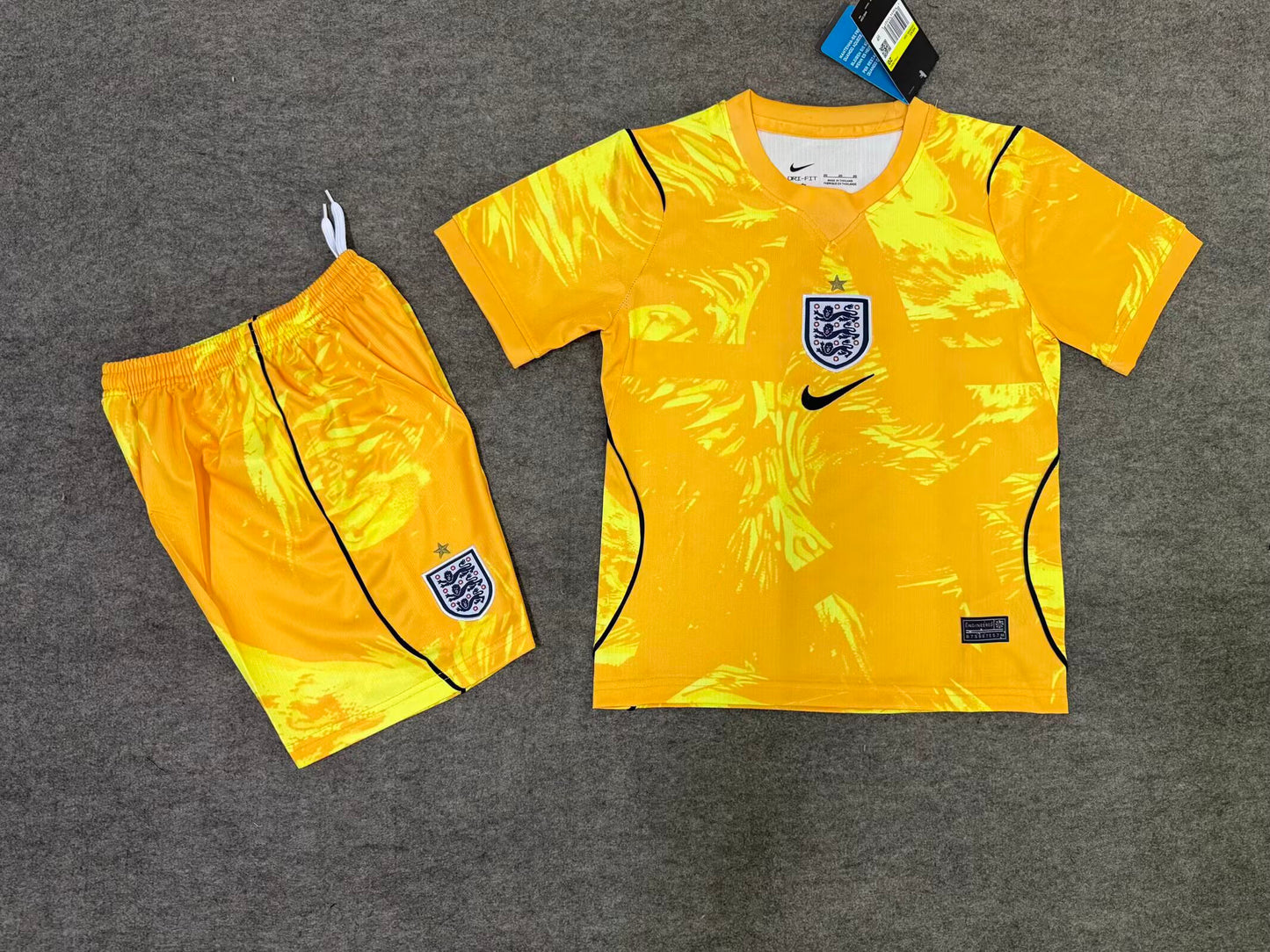 Kids jerseys 2026/2027 Kids Goalkeeper Football Jersey