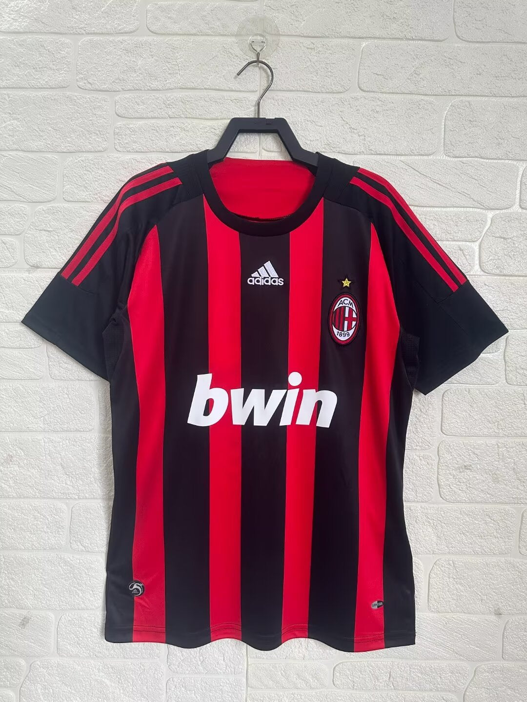 Retro AC Milan 2008/2009 Home Football Jersey