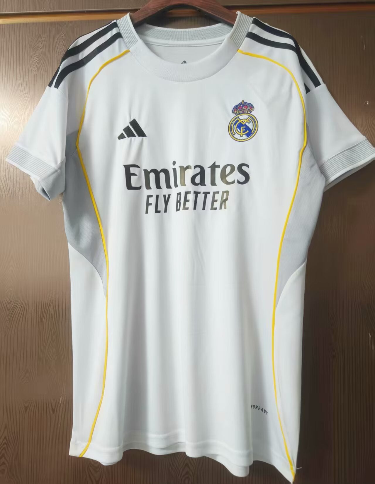 Real Madrid 2025/2026 Women Home Fan Version Football Jersey