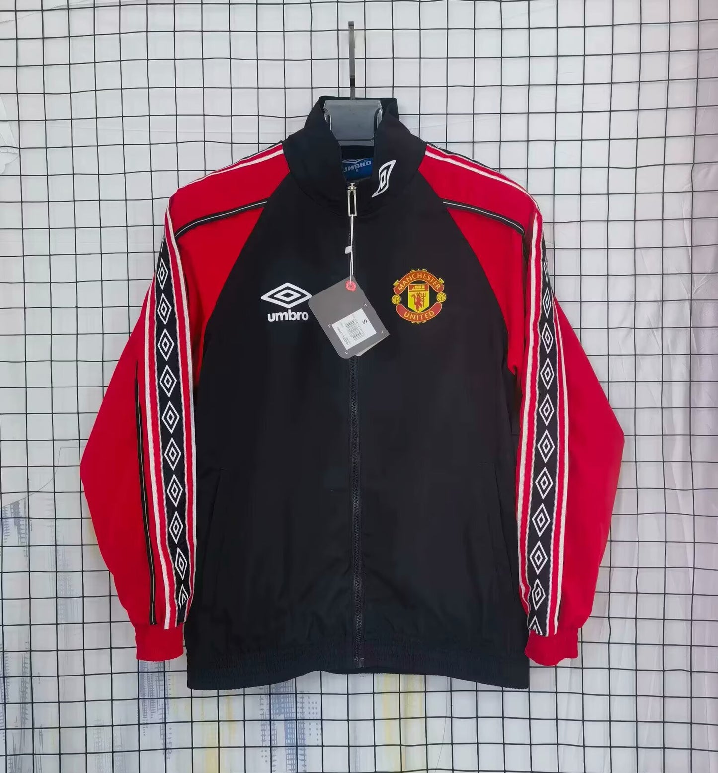 Retro Windbreaker Windbreaker