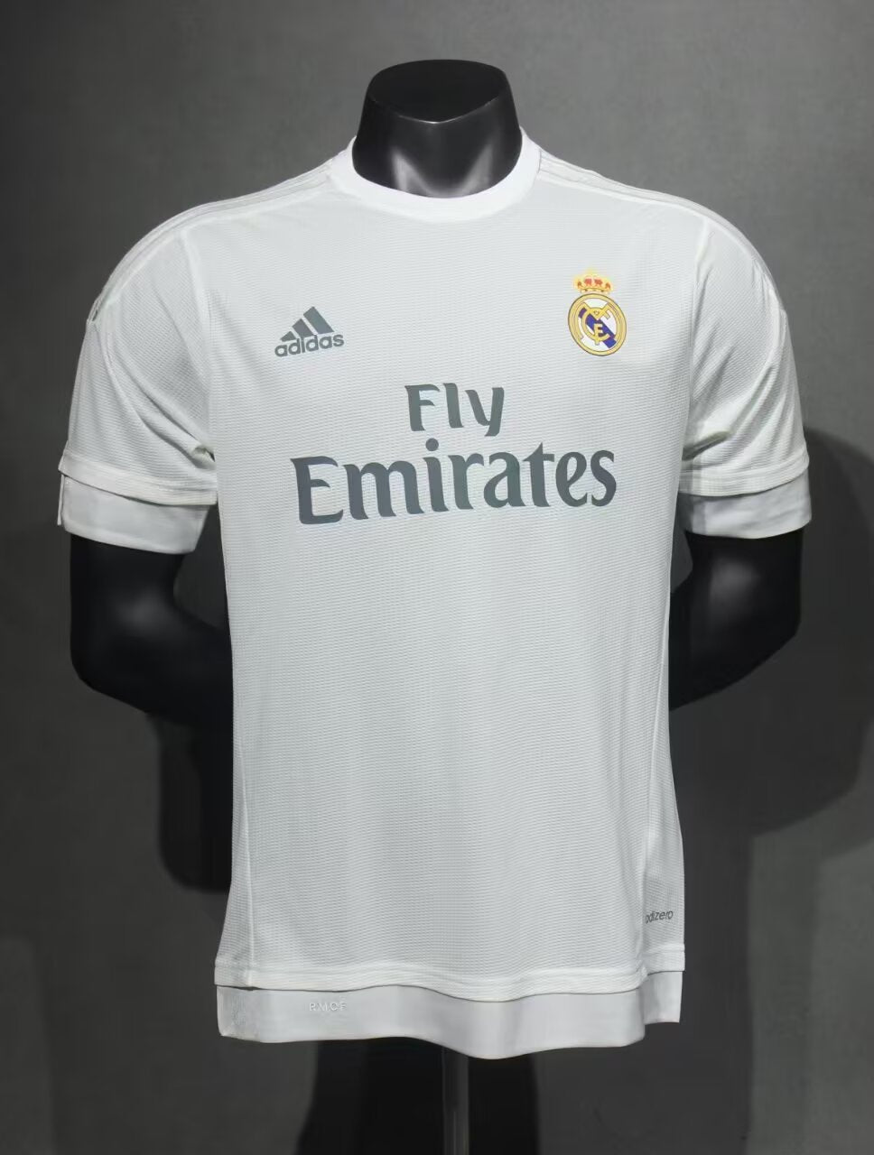 Retro Real Madrid 2015/2016 Home Player Version Football Jersey