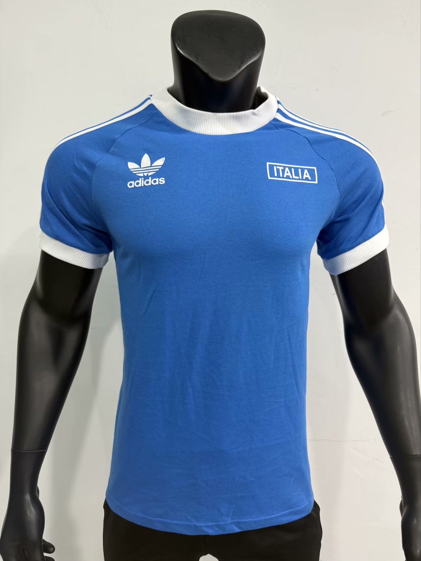 Retro Italy 2025/2026 Home Football Jersey